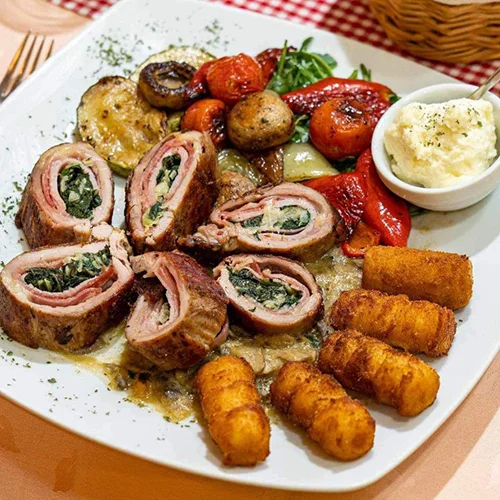 Fotografija jela od pohovanog mesa iz restorana Vila Sunce